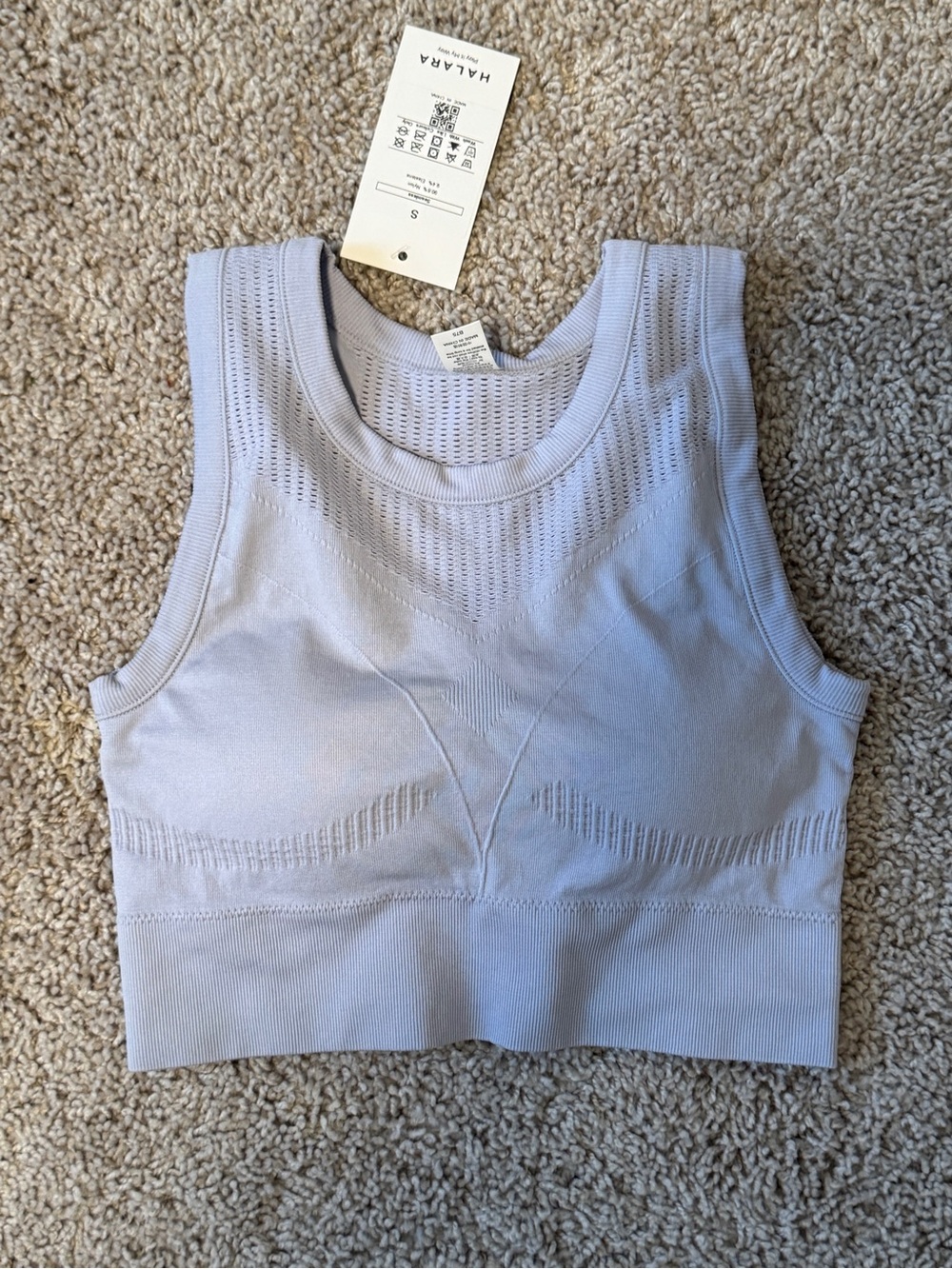 NWT HALARA (Play it My Way) Lavender Sports Bra S S Cup Wireless Med  Support